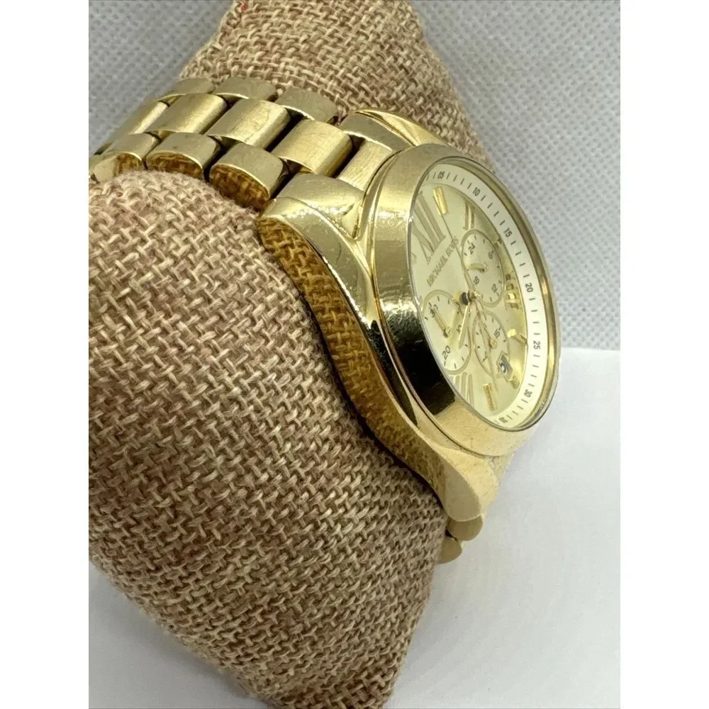 Michael Kors Bradshaw MK5605 Women Gold Stainless Steel Analog Dial Watch JNA784